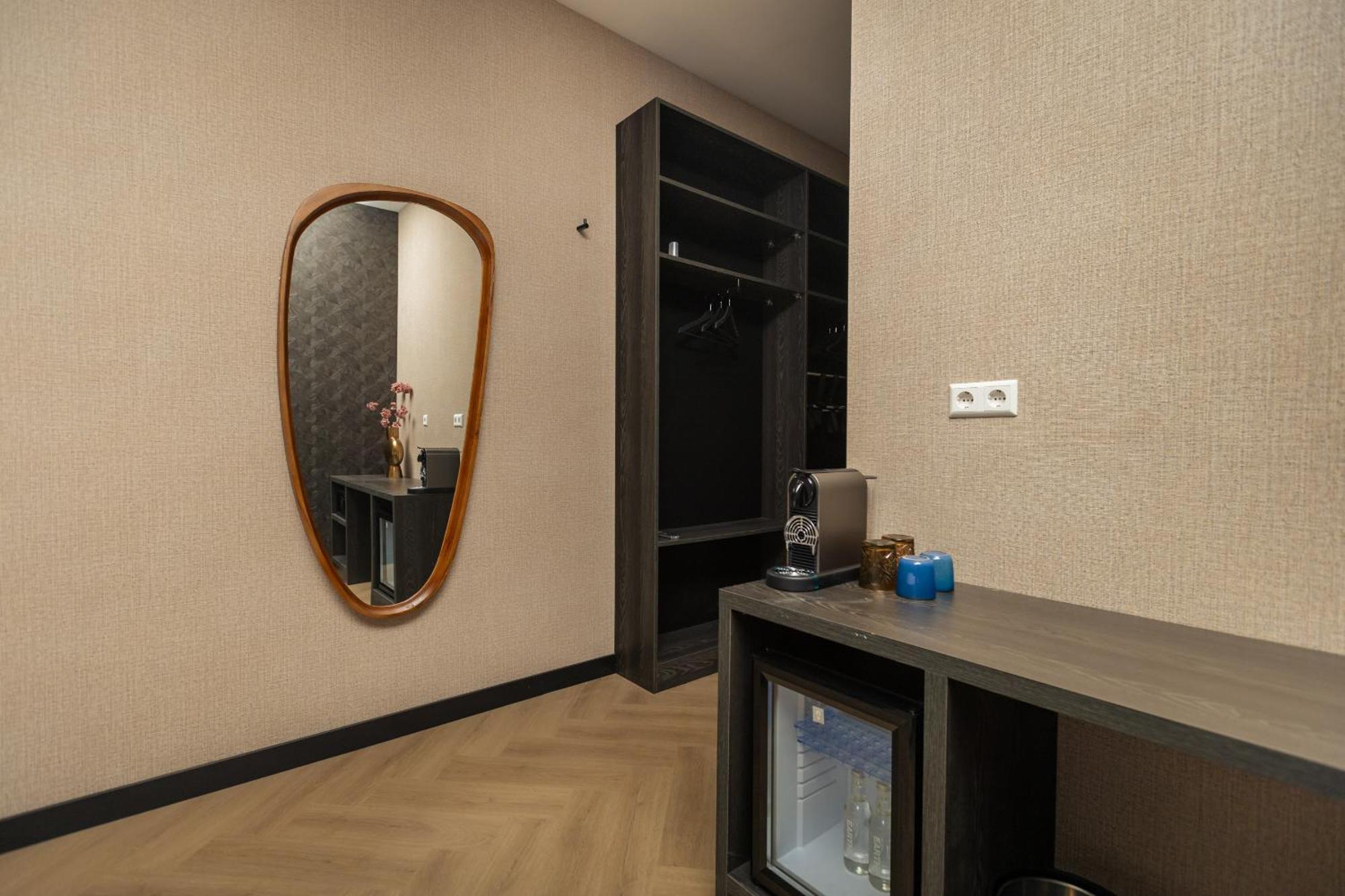 Hotel Twenty-Three Amsterdam Airport Hoofddorp Rum bild