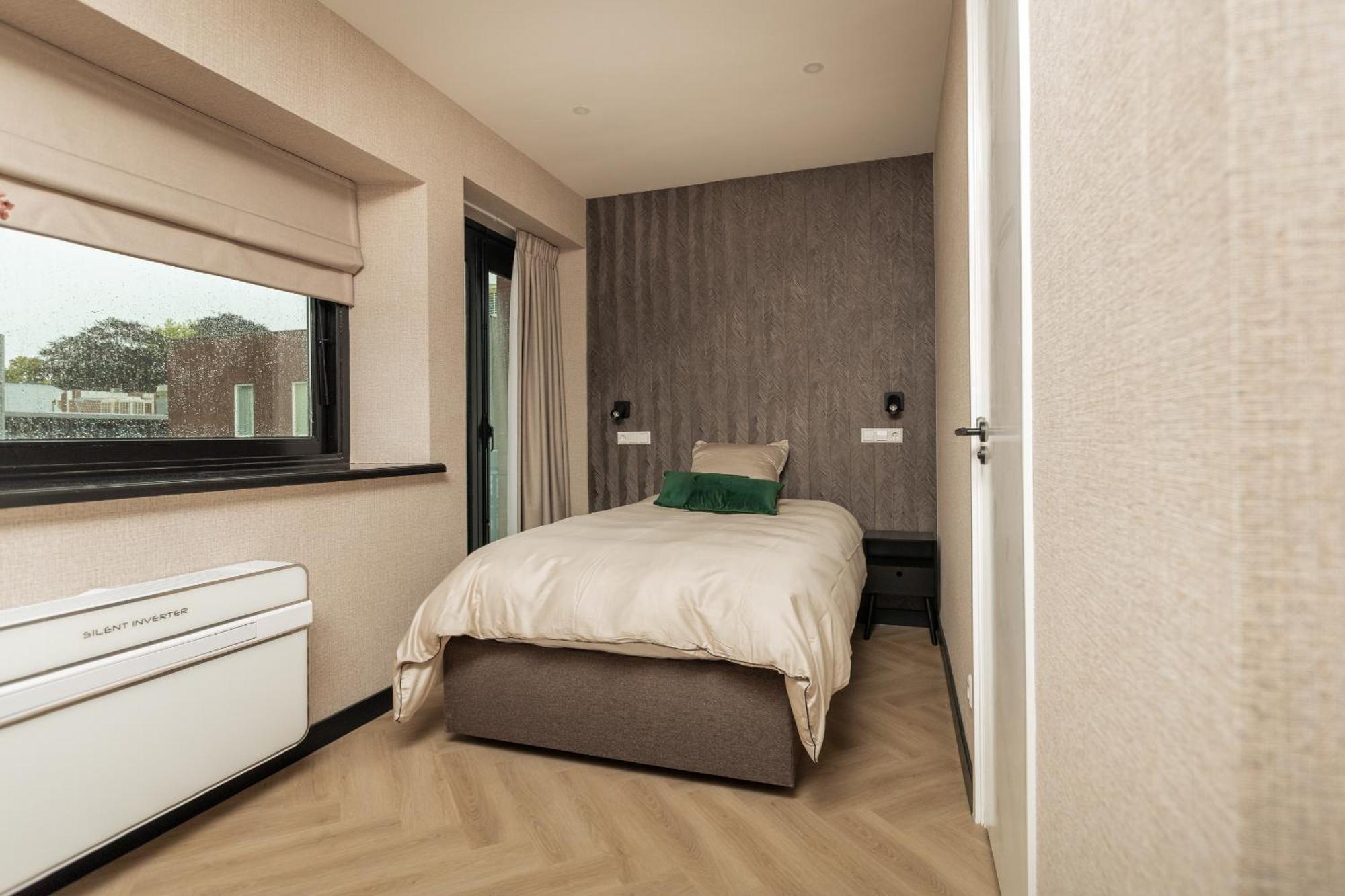 Hotel Twenty-Three Amsterdam Airport Hoofddorp Exteriör bild