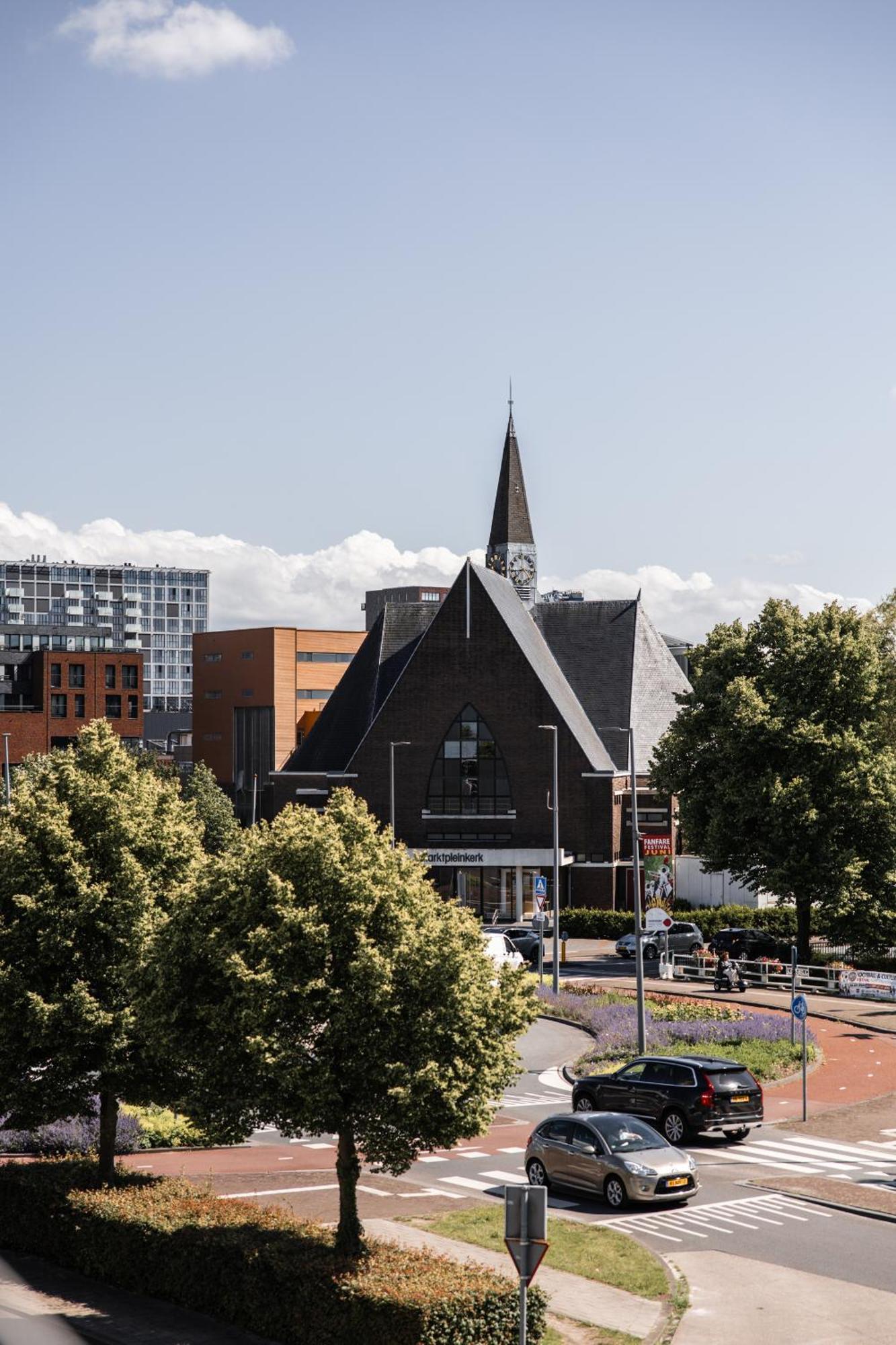 Hotel Twenty-Three Amsterdam Airport Hoofddorp Exteriör bild