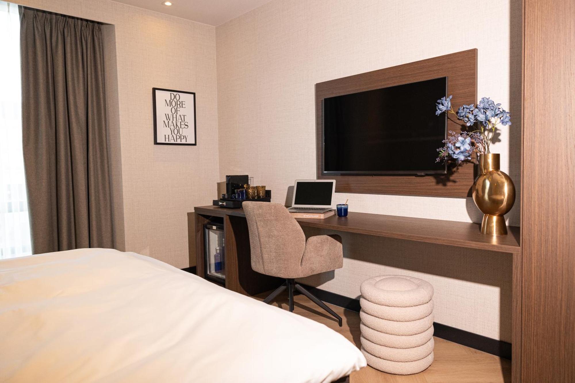 Hotel Twenty-Three Amsterdam Airport Hoofddorp Exteriör bild