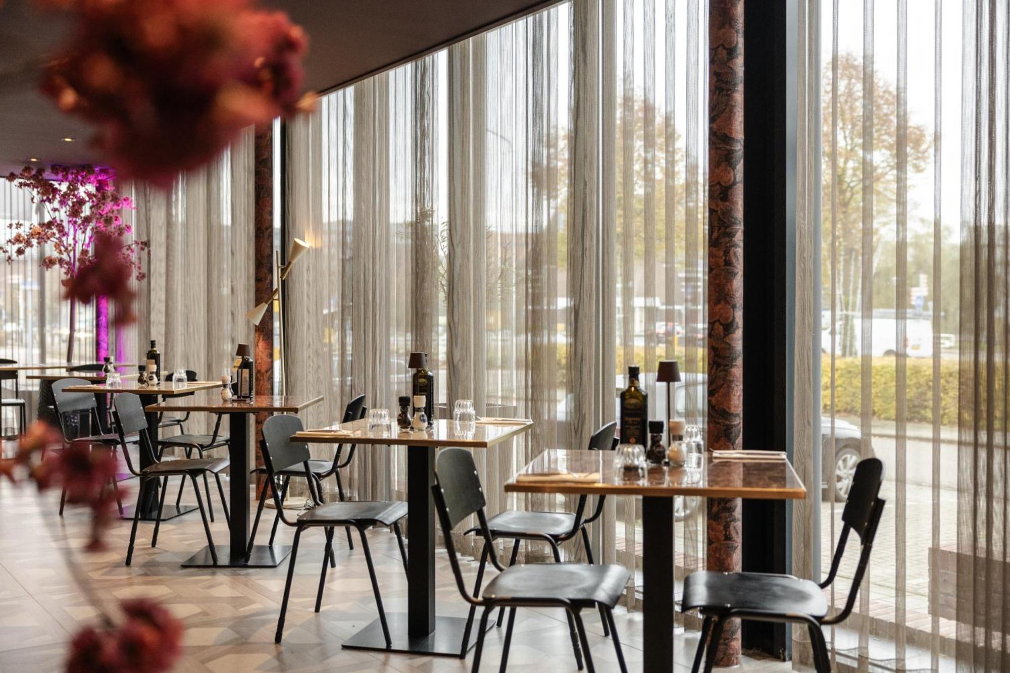 Hotel Twenty-Three Amsterdam Airport Hoofddorp Exteriör bild